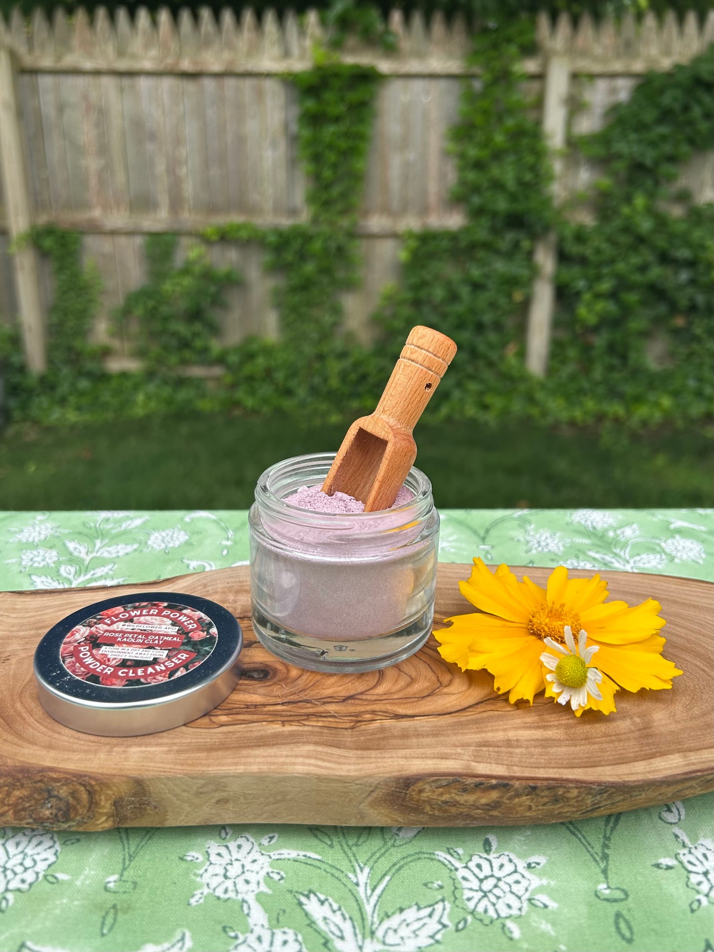 Flower Power Powder Cleanser